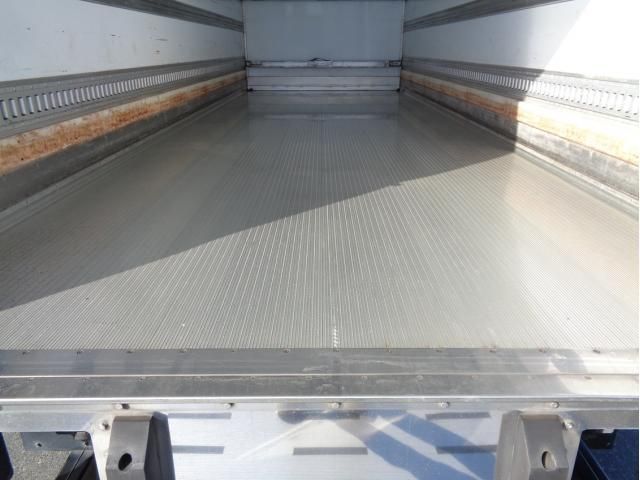 Isuzu FORWARD 2019-09 3292722-8