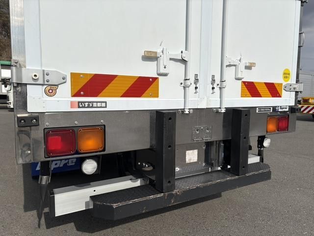Isuzu FORWARD 2018-11 3356767-12