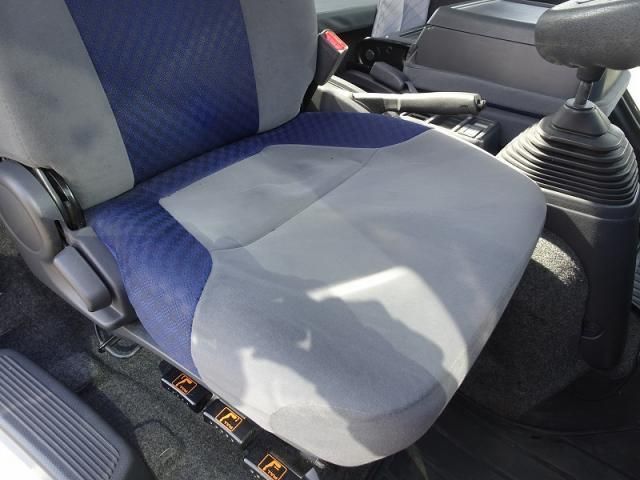 Isuzu FORWARD 2023-06 3356764-19