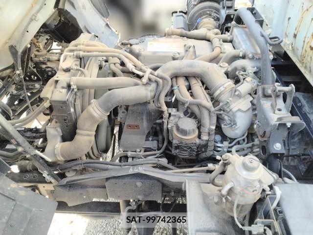 Isuzu FORWARD 2020-12 3373765-18