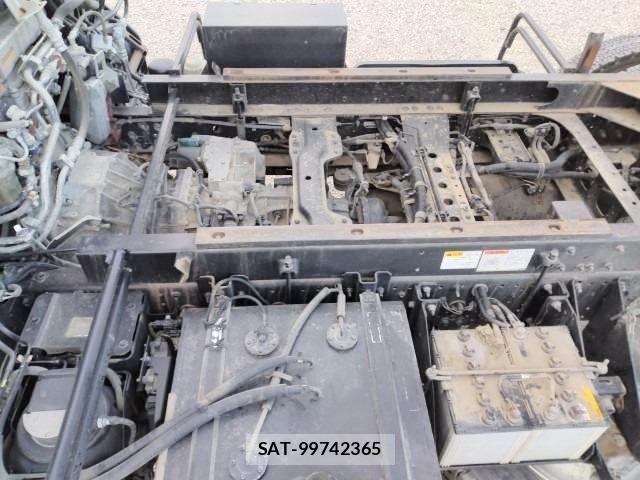 Isuzu FORWARD 2020-12 3373765-20