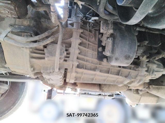 Isuzu FORWARD 2020-12 3373765-25