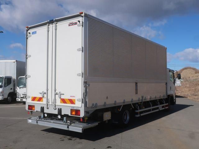 Isuzu FORWARD 2020-01 3356765-2