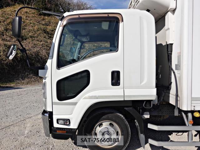 Isuzu FORWARD 2016-11 3670170-14