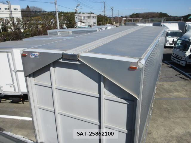 Isuzu FORWARD 2018-03 3670106-10