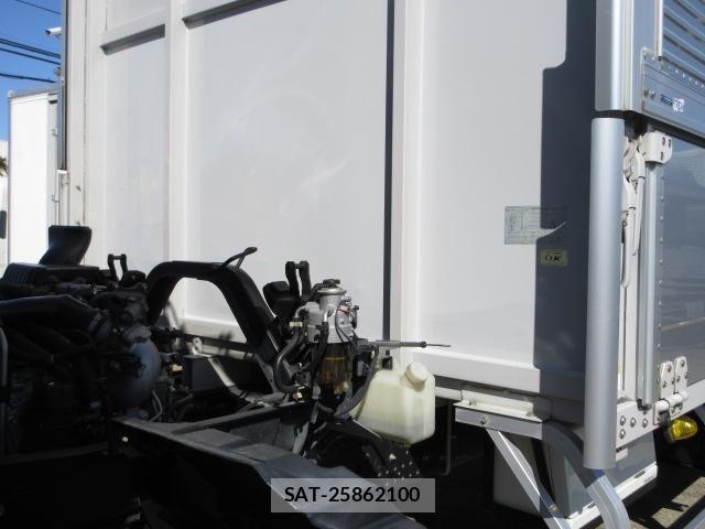 Isuzu FORWARD 2018-03 3670106-12