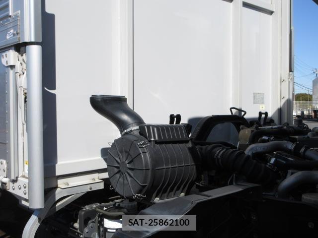Isuzu FORWARD 2018-03 3670106-13