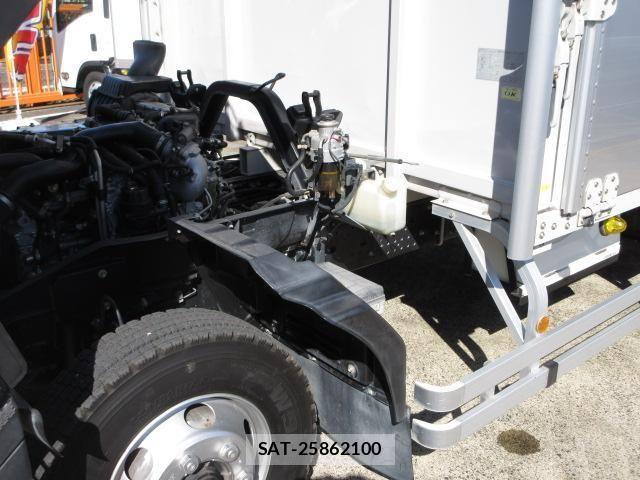 Isuzu FORWARD 2018-03 3670106-14