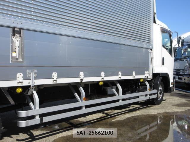 Isuzu FORWARD 2018-03 3670106-16