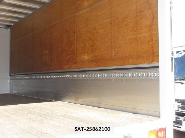 Isuzu FORWARD 2018-03 3670106-25