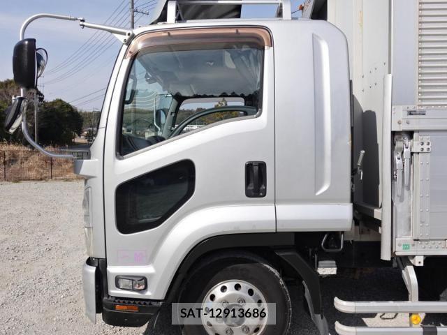 Isuzu FORWARD 2012-09 3670164-7