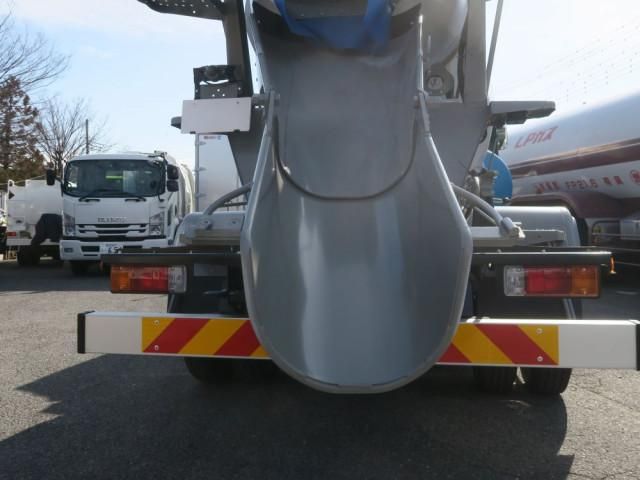 Isuzu FORWARD 2025-01 3758465-12