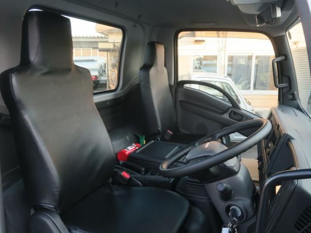 Isuzu FORWARD 2025-01 3758465-21