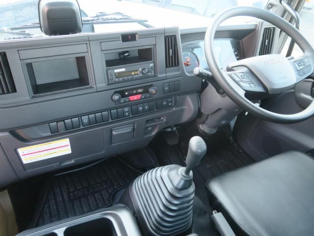 Isuzu FORWARD 2025-01 3758465-23