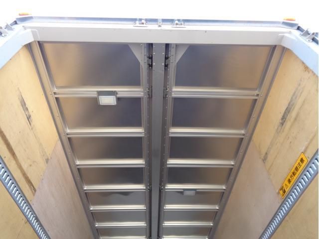 Isuzu FORWARD 2019-09 3758471-5