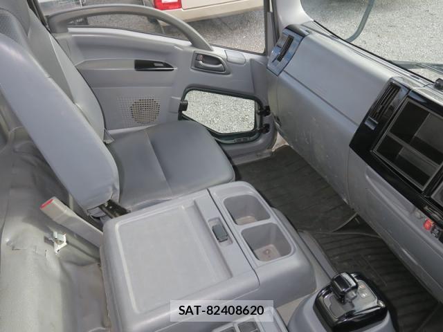Isuzu FORWARD 2020-09 3905719-27