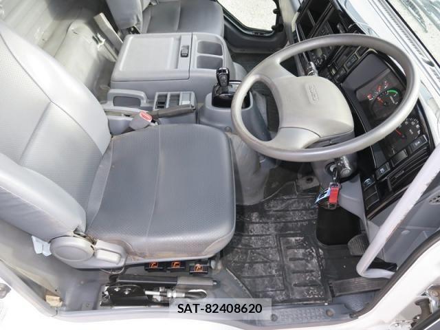 Isuzu FORWARD 2020-09 3905719-29