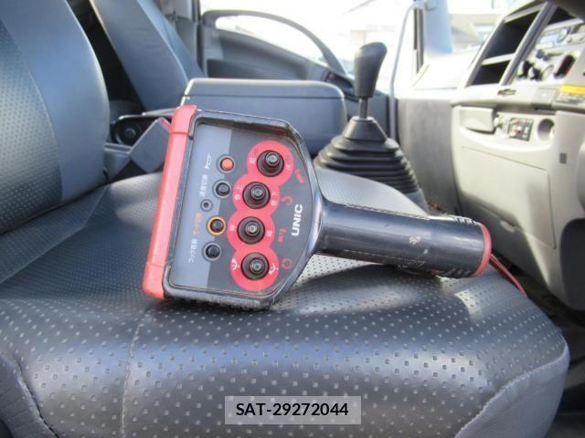 Isuzu FORWARD 2019-08 3934219-24