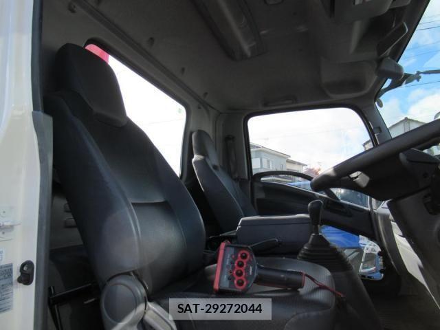 Isuzu FORWARD 2019-08 3934219-26