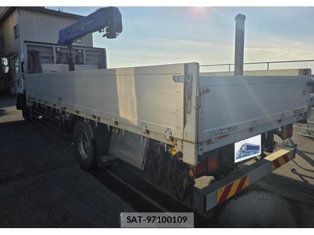 Isuzu FORWARD 2015-03 4042625-5