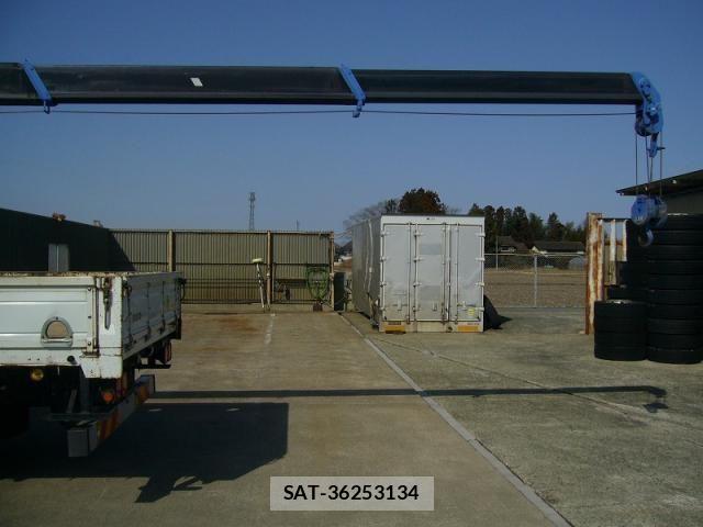 Isuzu FORWARD 2016-03 4109610-18