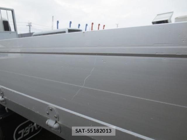 Isuzu FORWARD 2019-01 4109616-18