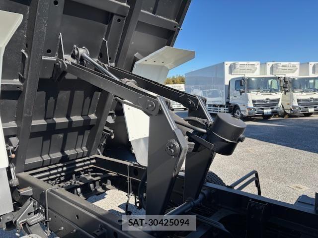 Isuzu FORWARD 2020-05 4109630-12