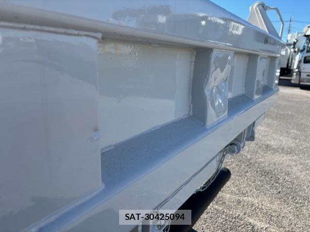 Isuzu FORWARD 2020-05 4109630-14