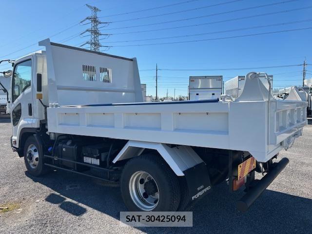 Isuzu FORWARD 2020-05 4109630-1