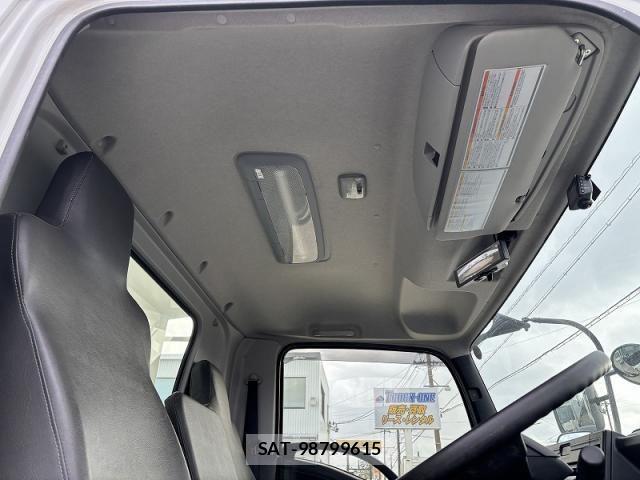 Isuzu FORWARD 2025-04 4109605-20