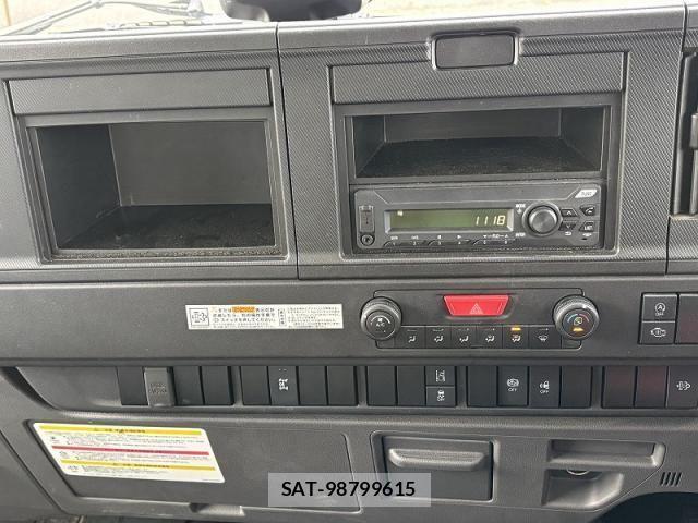 Isuzu FORWARD 2025-04 4109605-21