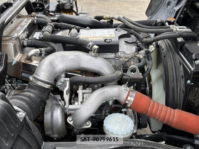 Isuzu FORWARD 2025-04 4109605-27