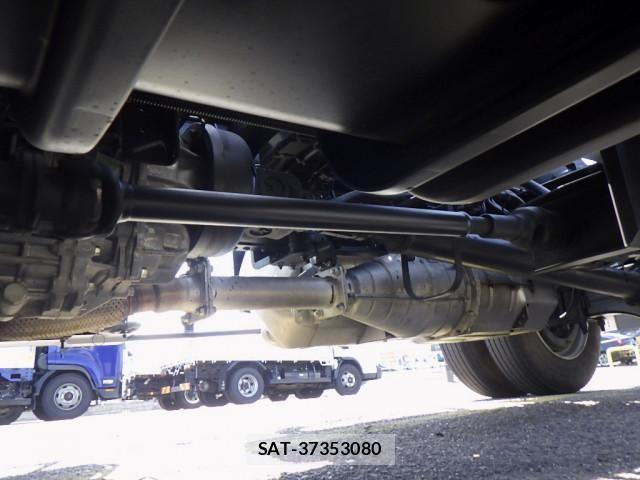 Isuzu FORWARD 2023-10 4240945-24
