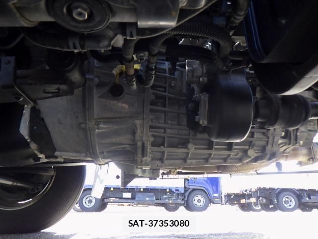 Isuzu FORWARD 2023-10 4240945-25