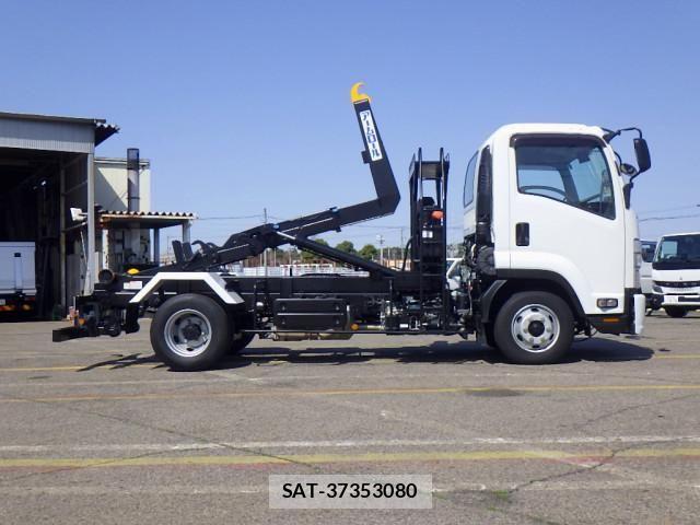 Isuzu FORWARD 2023-10 4240945-4