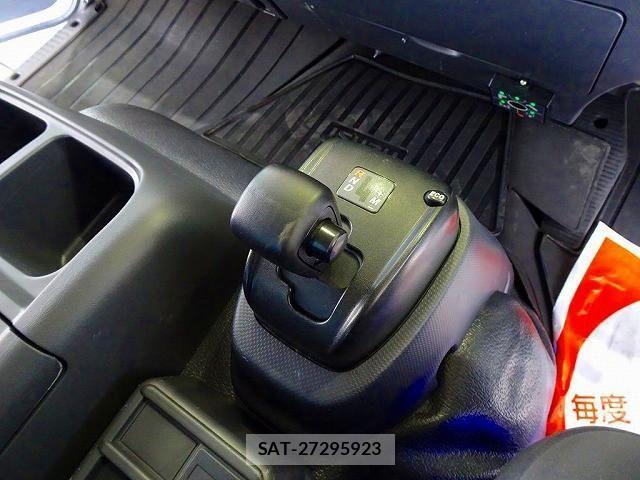 Isuzu FORWARD 2023-08 4324189-15