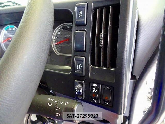 Isuzu FORWARD 2023-08 4324189-17