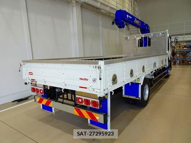 Isuzu FORWARD 2023-08 4324189-2
