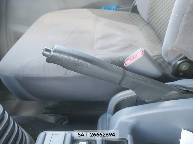 Isuzu FORWARD 2018-09 4324195-17