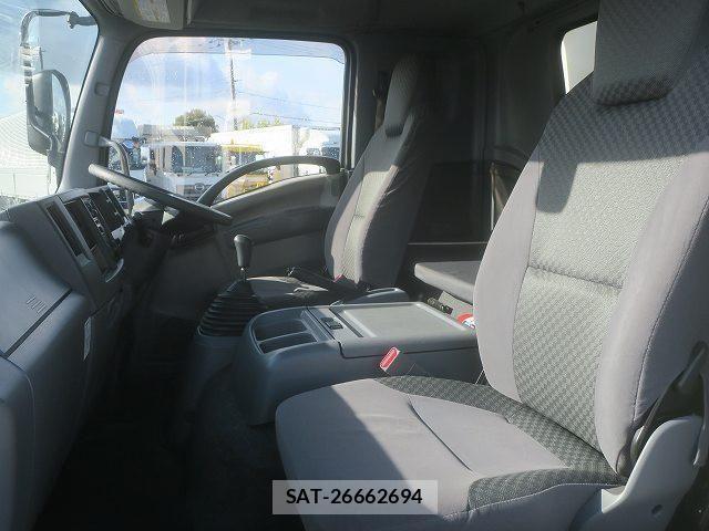 Isuzu FORWARD 2018-09 4324195-22