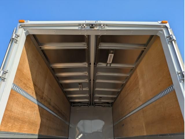 Isuzu FORWARD 2023-06 4384499-10