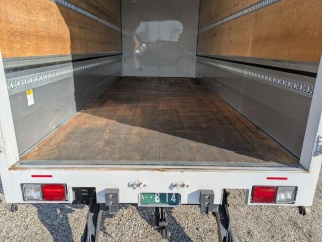 Isuzu FORWARD 2023-06 4384499-11
