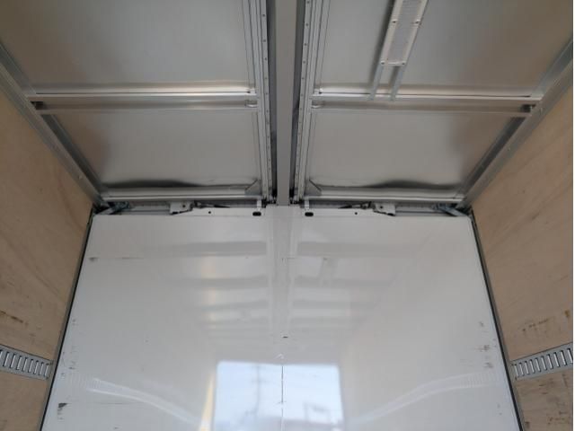 Isuzu FORWARD 2023-06 4384499-15