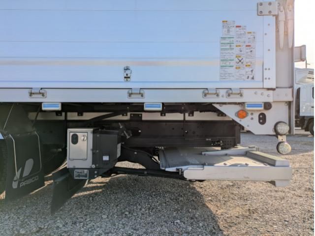 Isuzu FORWARD 2023-06 4384499-21
