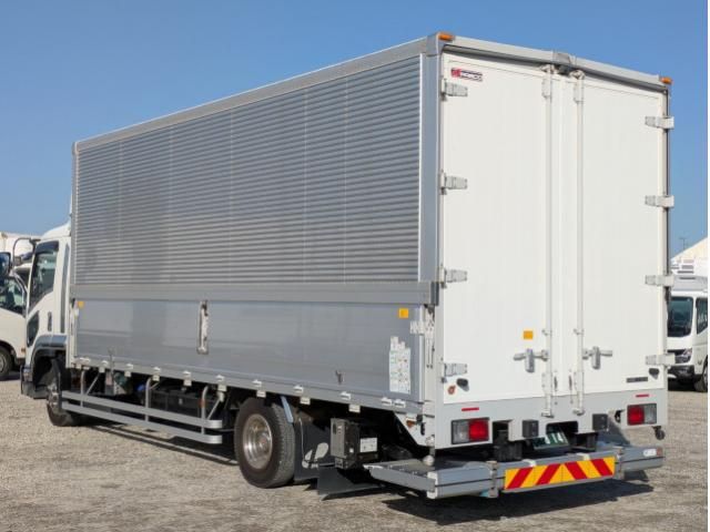 Isuzu FORWARD 2023-06 4384499-4