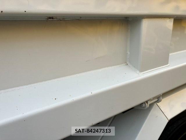 Isuzu FORWARD 2023-02 4420763-21
