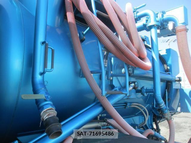 Isuzu FORWARD 2014-02 4592492-12