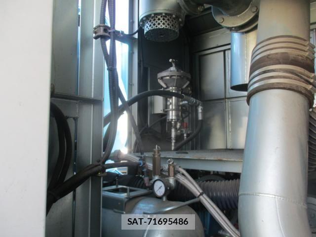 Isuzu FORWARD 2014-02 4592492-24