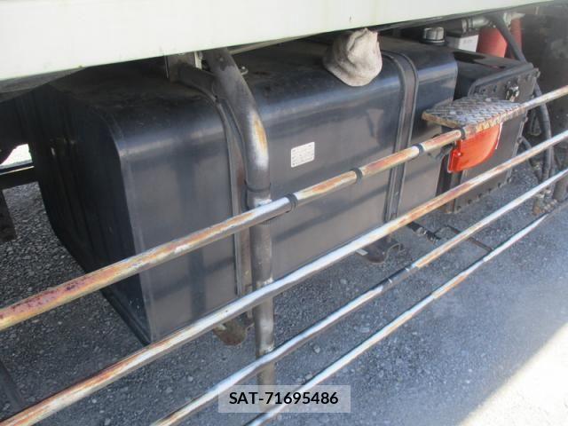 Isuzu FORWARD 2014-02 4592492-8
