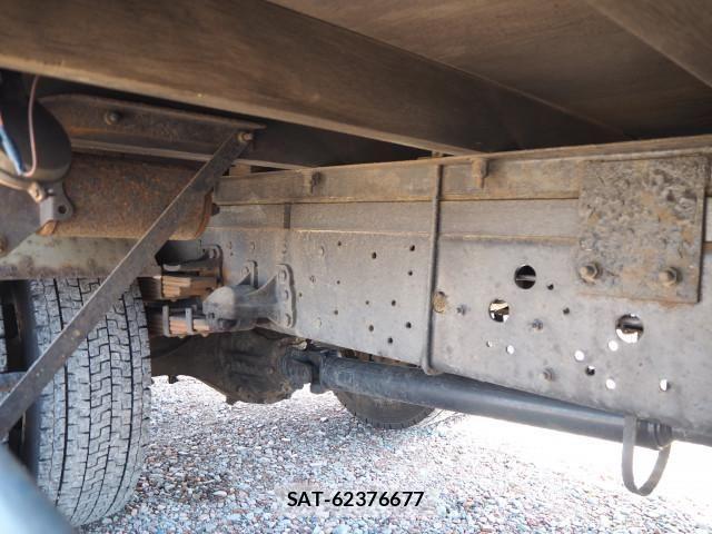 Isuzu FORWARD 2003-08 4592526-24
